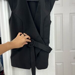 Stylish Black Sleeveless Wrap Top